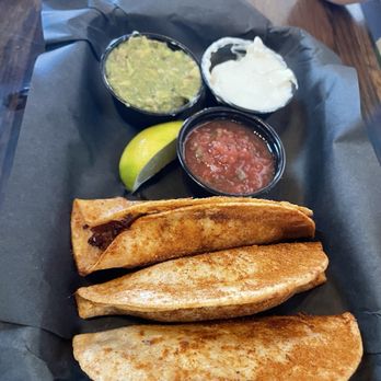 Paso Robles Brewing - Brewpubs Near Me - Paso Robles, California Paso Robles Brewing - Brewpubs Near Me - Paso Robles, California