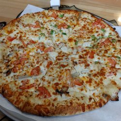 Seabeck Pizza - Chicken Alfredo Pizza