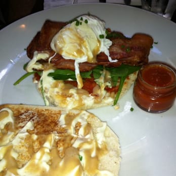 Two Good Eggs Cafe - Bacon breakfast burger - Breakfast & Brunch Near Me - Surry Hills, NSW