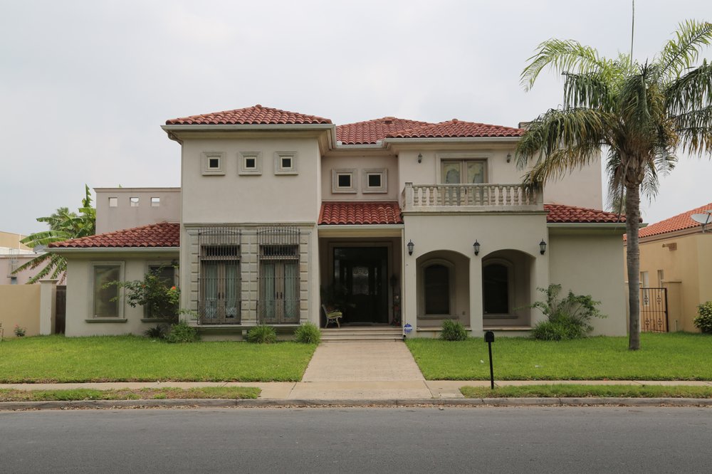 Slide of A&V Roofing