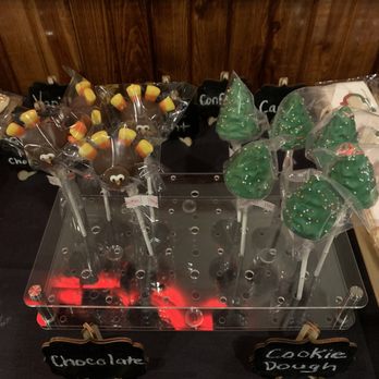 Sweet Escape Cake Company - Thanksgiving /turkey cake pops and Christmas tree cake pops - Cupcakes Near Me - Indianapolis, Indiana Sweet Escape Cake Company - Thanksgiving /turkey cake pops and Christmas tree cake pops - Cupcakes Near Me - Indianapolis, Indiana