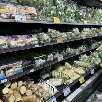 99 Ranch Market - Veggie selection - International Grocery Near Me - Torrance, California 99 Ranch Market - Veggie selection - International Grocery Near Me - Torrance, California