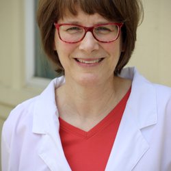 Bernardsville Animal Hospital - Dr. Eva Bostek-Brady ready to see you and your pet.