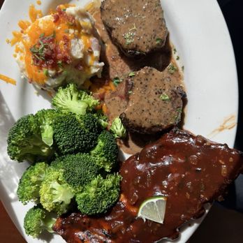 Tony Roma's - Filet Medallions and 1/2 Rack of Baby Backs - Barbeque Near Me - Dubuque, Iowa Tony Roma's - Filet Medallions and 1/2 Rack of Baby Backs - Barbeque Near Me - Dubuque, Iowa
