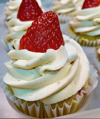 Sweetah's Gluten Free Bake Shop by null