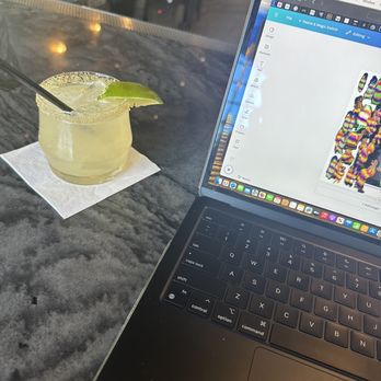 Brick & Brew - Classic margaritas at the bar - Pizza Near Me - Havertown, Pennsylvania Brick & Brew - Classic margaritas at the bar - Pizza Near Me - Havertown, Pennsylvania
