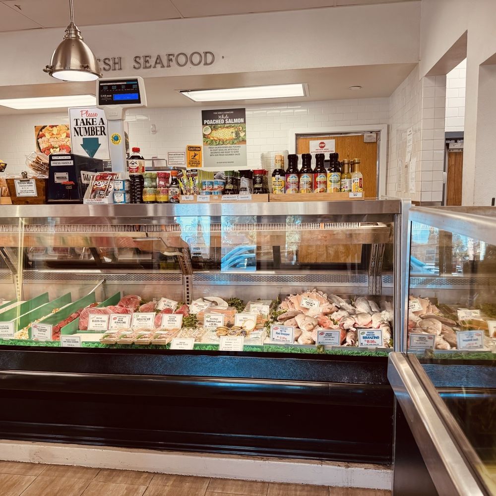 Fish King - Seafood Markets Near Me - Glendale, California