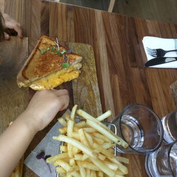 Lapisara Eatery - Breakfast & Brunch Near Me - San Francisco, California