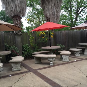 Champ Burger - Beautiful courtyard for a lunch al fresco! - Burgers Near Me - Houston, Texas