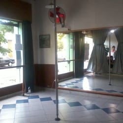 Euforia Dance - ¿Practicamos pole dance?