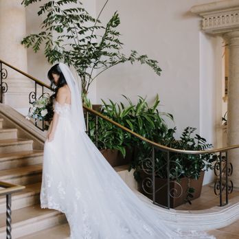 L'Mode Bridal Alterations Specialist - Bridal Near Me - Tustin, California L'Mode Bridal Alterations Specialist - Bridal Near Me - Tustin, California