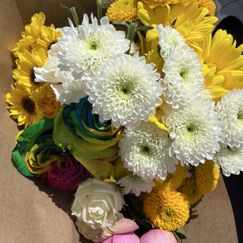 Watanabe Floral - Florists Near Me - Honolulu, Hawaii Watanabe Floral - Florists Near Me - Honolulu, Hawaii