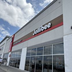 Jollibee - Outside