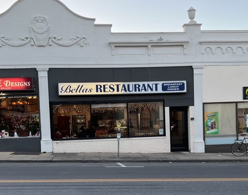 Bellas Restaurant by null