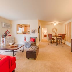 Apartments at Pine Brook - 1 Bedroom with Den