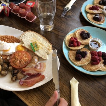 The Nags Head - A light start with the full English and pancakes. - Pubs Near Me - London, XGL The Nags Head - A light start with the full English and pancakes. - Pubs Near Me - London, XGL