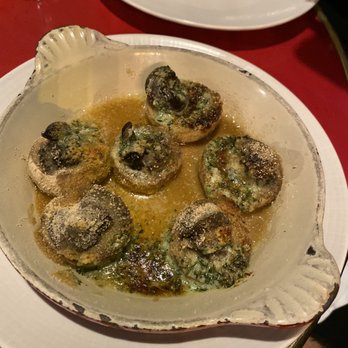 Baroche - Stuffed mushroom with snail - Brasseries Near Me - Paris, 75