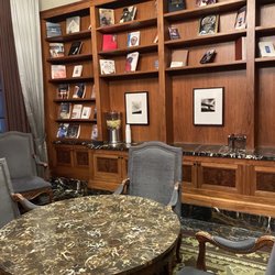 Park 600 - Library was sparse but enjoyable