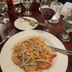 Old Lyme Inn Restaurant and Bar - Family recipe Pad Thai with very large shrimp