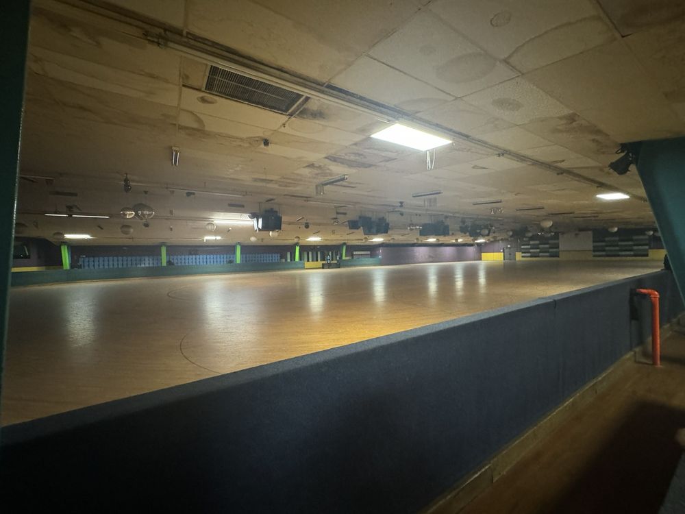 MIG’S PLAMOR ROLLER RINK Updated October 2024 22466 Shore Center