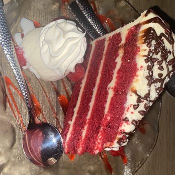 Smoke & Mirrors - Red Velvet Cake - Bars Near Me - Washington Dc, District of Columbia
