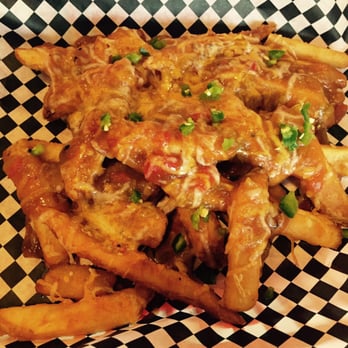 Oak Tree Cafe - Green chile cheese fries - Bars Near Me - Albuquerque, New Mexico