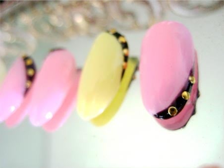 Arveuna Nail Salon