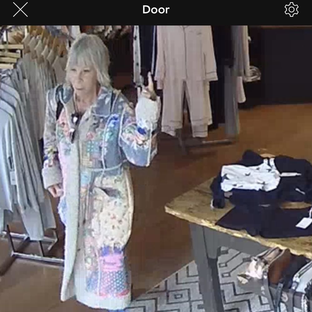 Lacy's-the Topp Drawer Image