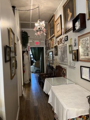 Florrie Kayes Tea Room by null