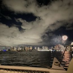 Friday Waikiki Fireworks Friday Waikiki Fireworks