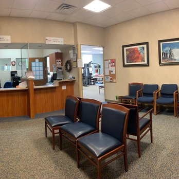 Apple Therapy Services - Waiting room - Physical Therapy Near Me - Amherst, New Hampshire Apple Therapy Services - Waiting room - Physical Therapy Near Me - Amherst, New Hampshire