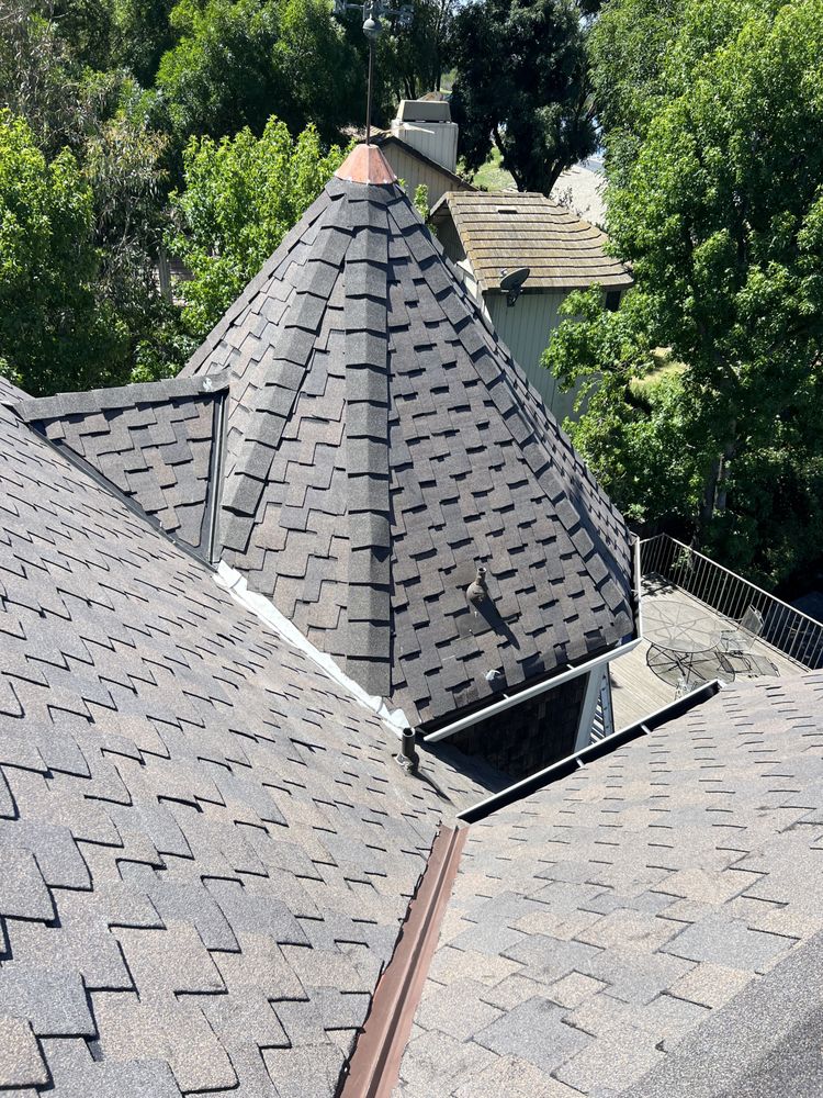 Slide of Art’s Roofing