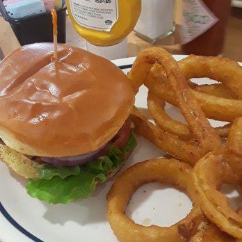 IHOP - Eati g a burger with daughter granddaughter and mom - Breakfast & Brunch Near Me - Fresno, California IHOP - Eati g a burger with daughter granddaughter and mom - Breakfast & Brunch Near Me - Fresno, California