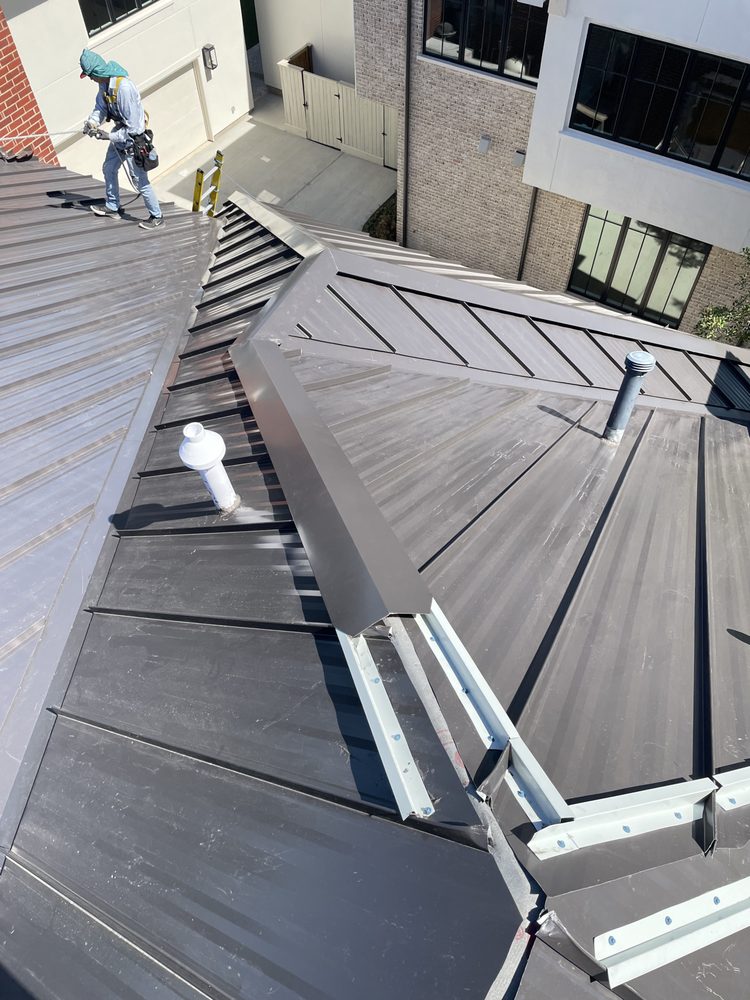 Slide of Hernandez Soza Construction