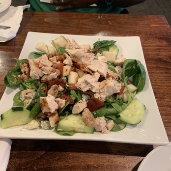 The Bistro At Haddonfield - Pear and spinach said with chicken - American Near Me - Haddonfield, New Jersey The Bistro At Haddonfield - Pear and spinach said with chicken - American Near Me - Haddonfield, New Jersey