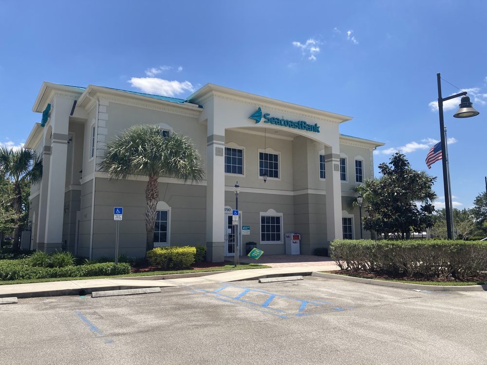 SEACOAST BANK Updated August 2024 22 Reviews 1790 SW Gatlin Blvd