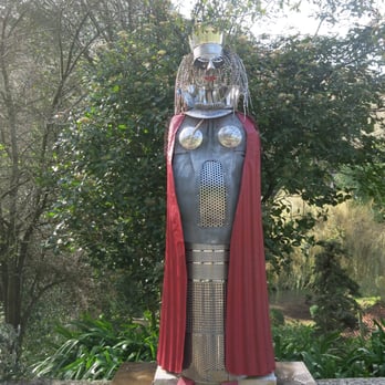 Palácio Nacional de Sintra - One of the arts labelled "Future King", on display along the route up to the Sintra town centre and the Palace. - Museums Near Me - Sintra, 11