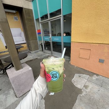 Coffee42go - Iced Banana Crme Matcha - Coffee & Tea Near Me - Anaheim, California Coffee42go - Iced Banana Crme Matcha - Coffee & Tea Near Me - Anaheim, California