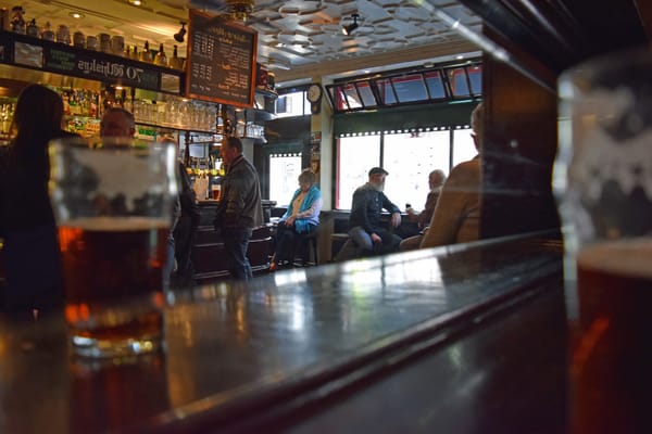 Coach & Horses by null