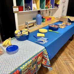 aMuse'um Columbia Children's Museum - Food table