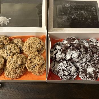 The Disappearing Cookie - Both batches come in these window boxes. - Desserts Near Me - Winchester, California