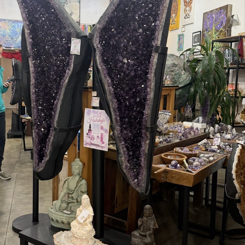 Earths Elements - Art Galleries Near Me - Encinitas, California