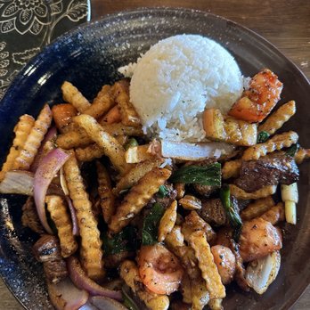 OMELI Kitchen - Lomo Saltado - Vietnamese Near Me - Fullerton, California OMELI Kitchen - Lomo Saltado - Vietnamese Near Me - Fullerton, California