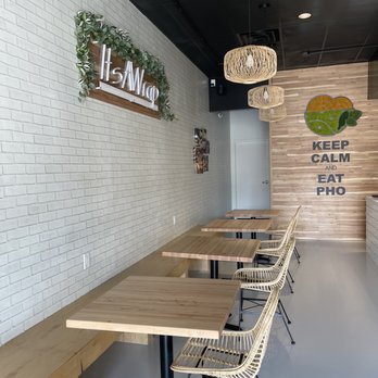 ItsAWrap Vietnamese Eatery - Inside - Vietnamese Near Me - Morrisville, North Carolina ItsAWrap Vietnamese Eatery - Inside - Vietnamese Near Me - Morrisville, North Carolina