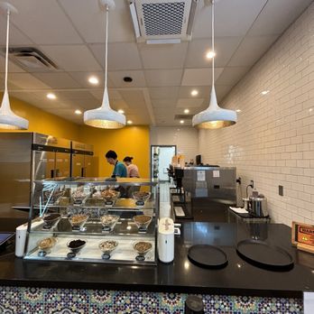 Magpies Softserve - Inside - Ice Cream & Frozen Yogurt Near Me - Los Angeles, California Magpies Softserve - Inside - Ice Cream & Frozen Yogurt Near Me - Los Angeles, California