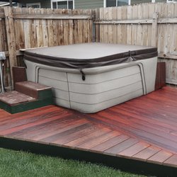 Cloudy Mountain - Custom built hot tub deck