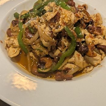 NaRa Restaurant - Thai cashew chicken. - Japanese Near Me - Billings, Montana NaRa Restaurant - Thai cashew chicken. - Japanese Near Me - Billings, Montana