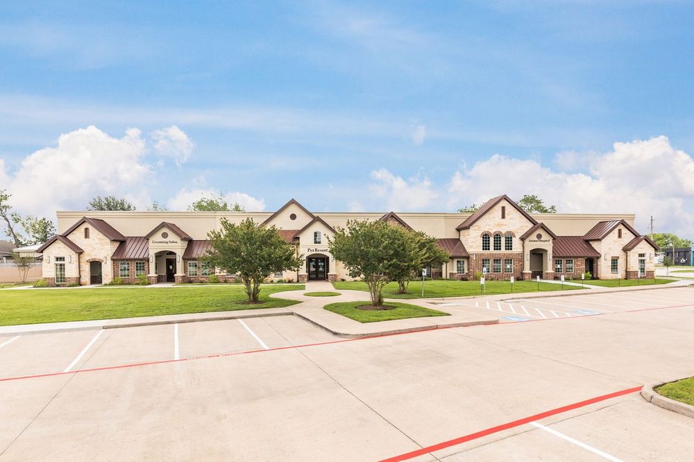 RED BLUFF ANIMAL HOSPITAL Updated October 2024 34 Reviews 4916