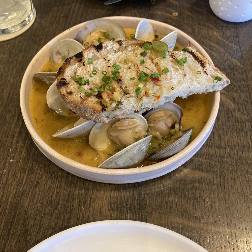 Bayberry Garden - Clams + garlic bread in a bitter beer broth - New American Near Me - Providence, Rhode Island Bayberry Garden - Clams + garlic bread in a bitter beer broth - New American Near Me - Providence, Rhode Island