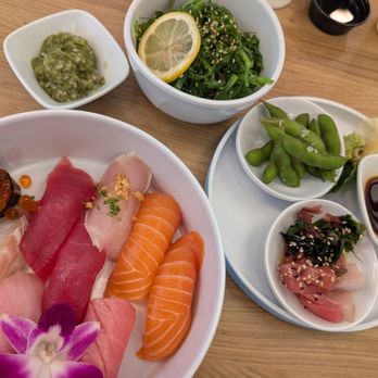 Simpli Sushi - Nigiri Set-O plus fresh wasabi and seaweed salad - Sushi Bars Near Me - Henderson, Nevada